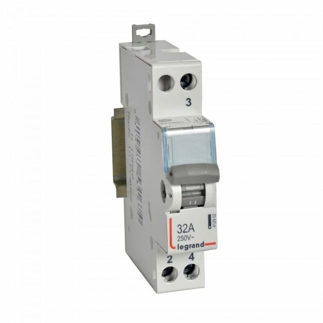 Перемикач Legrand Cx3 3-Поз. 1п 32а 1м