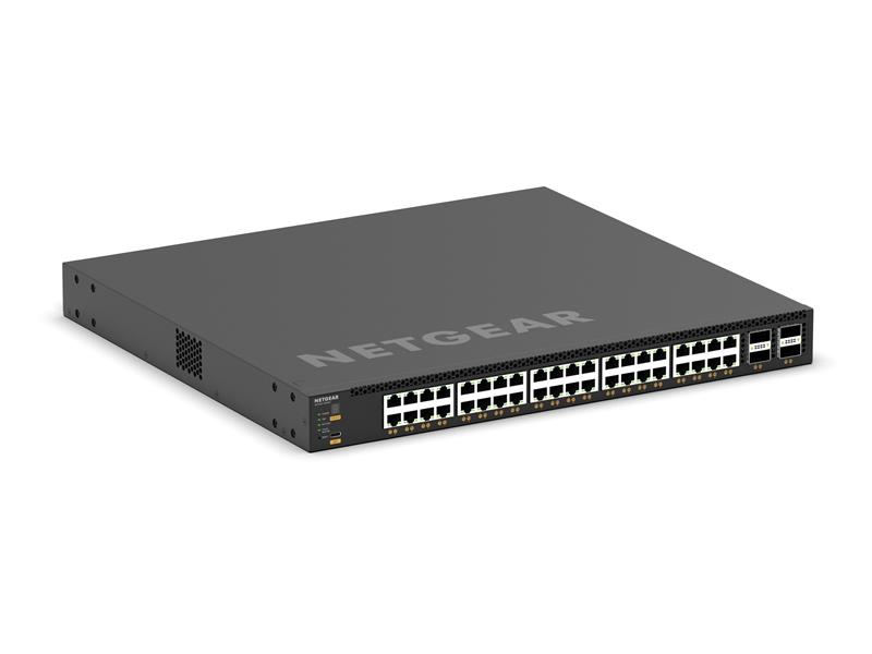 Комутатор NETGEAR M4350-40X4C (XSM4344C), 40x10G/Multi-Gig PoE++, 196Вт (можливо збільшити до 1676Вт), 4xQSFP28 100G, керований L3 з можливістю стекування